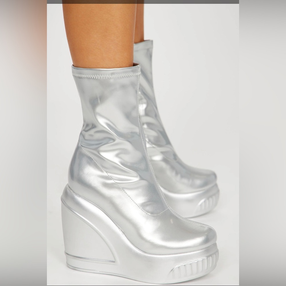 NIB Mata silver wedge platform boots - Picture 3 of 6